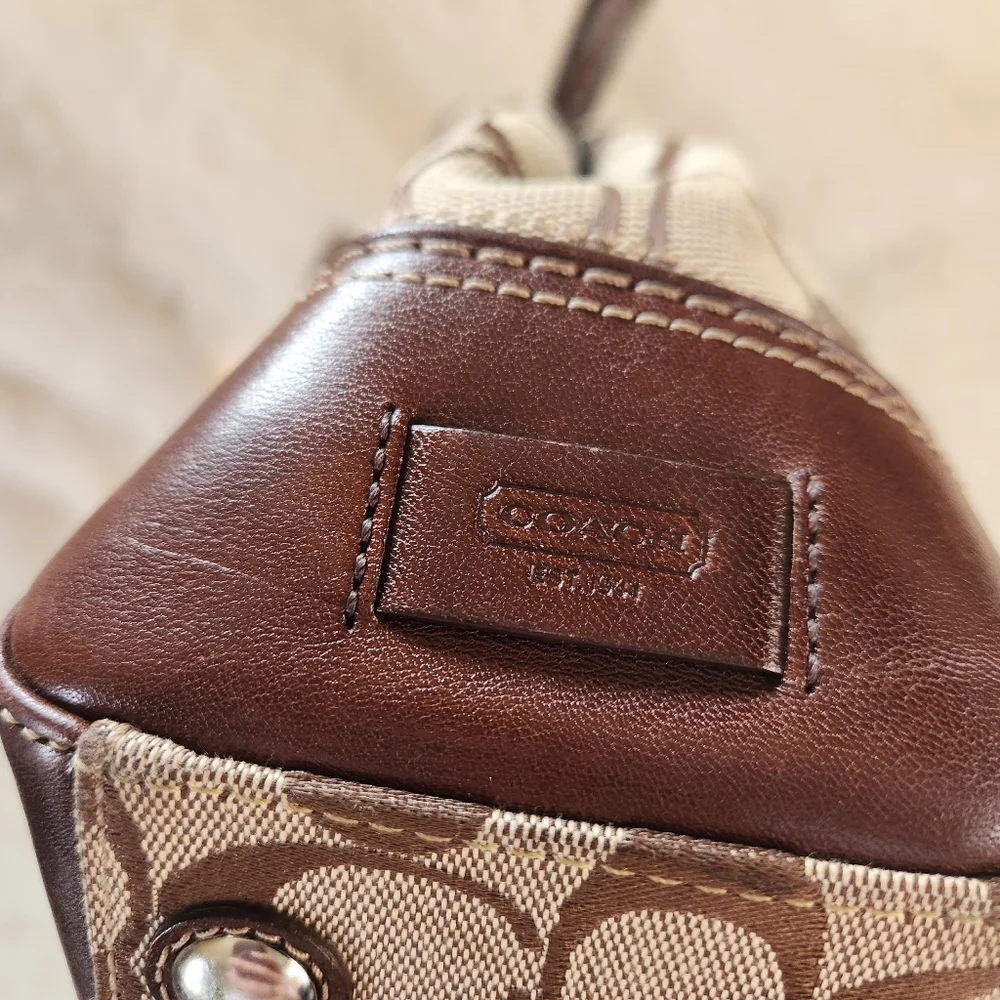 Coach Brown Signature Hampton Satchel Vintage Y2K - Picture 15 of 15